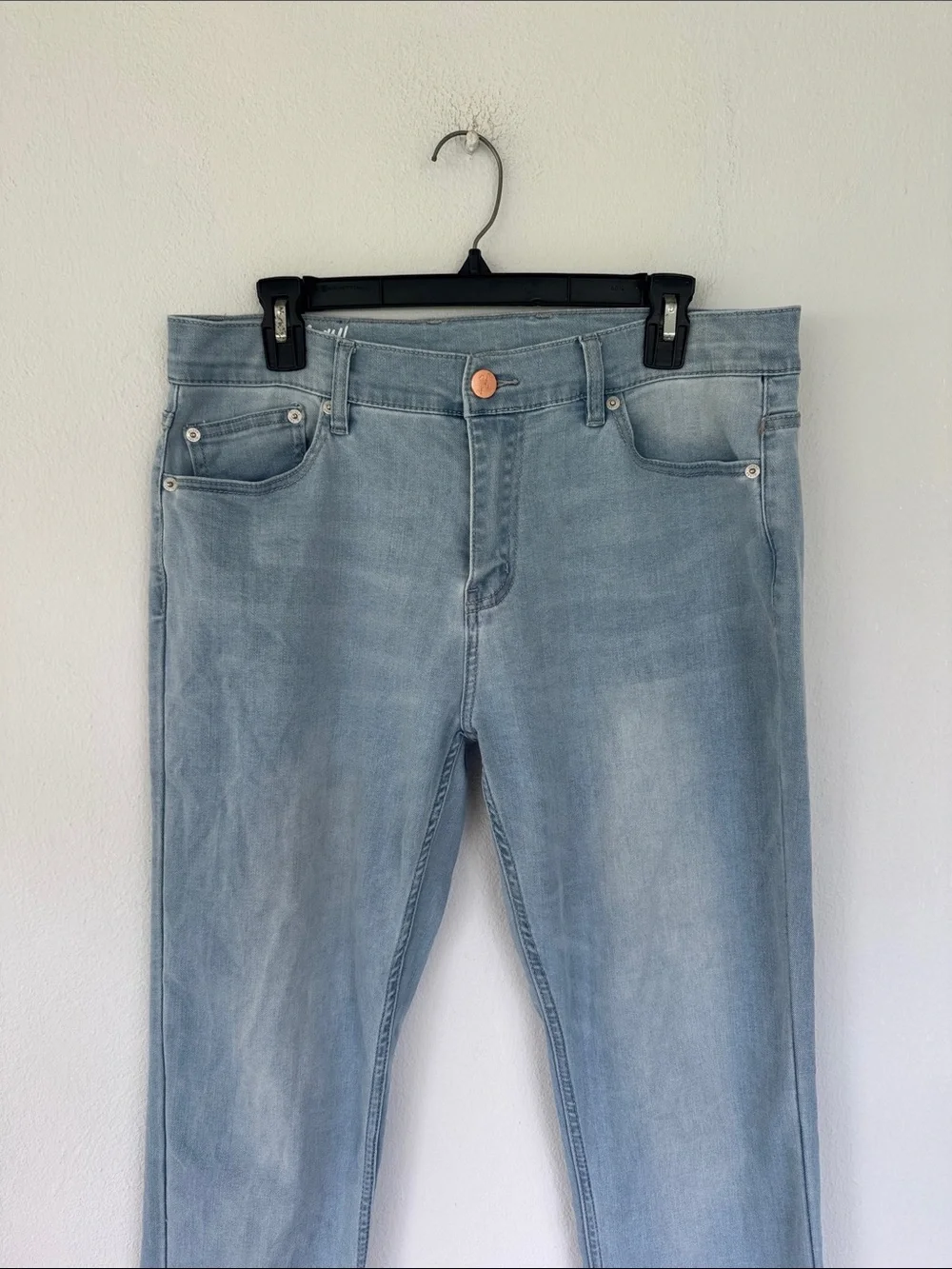 Mugsy Grands light wash spandex stretch men’s slim fit jeans size 34x36